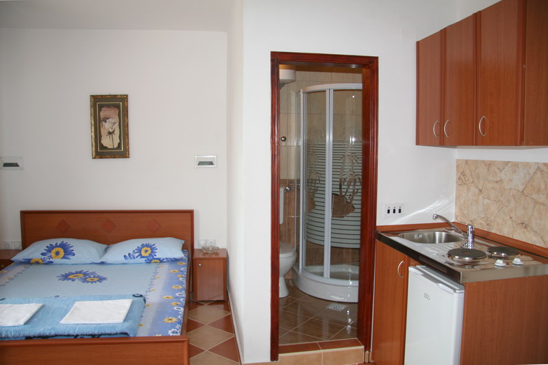 LUX APARTMAANI TATI ULCINJ 